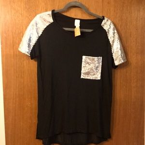 NWT- Black and Silver Sequin Top -Size Small
